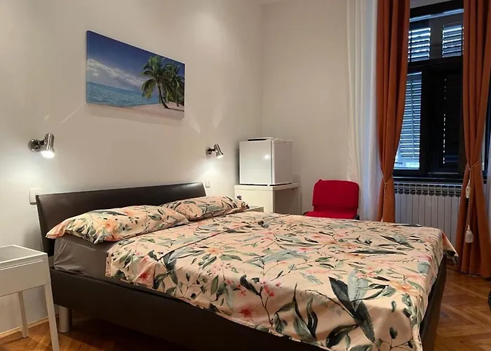 Aida 게스트하우스 *