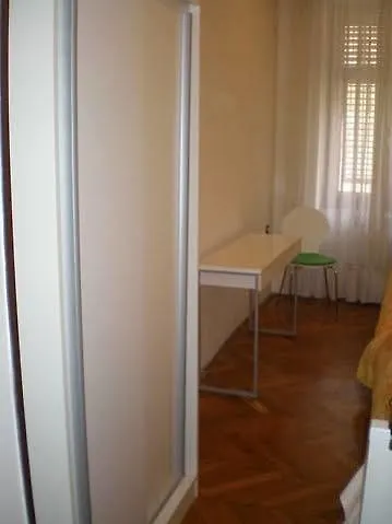 Casa de hóspedes Aida